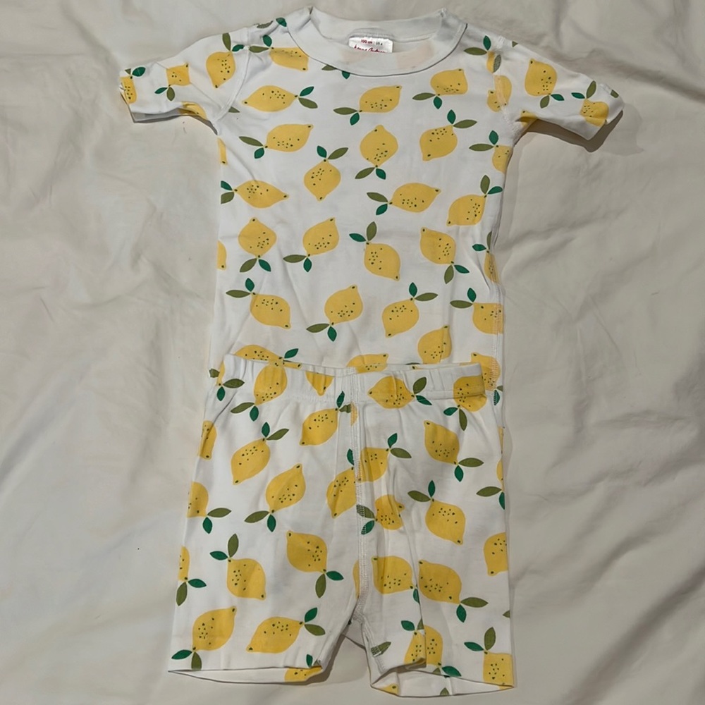 Hanna Andersson Lemon Pajama Set